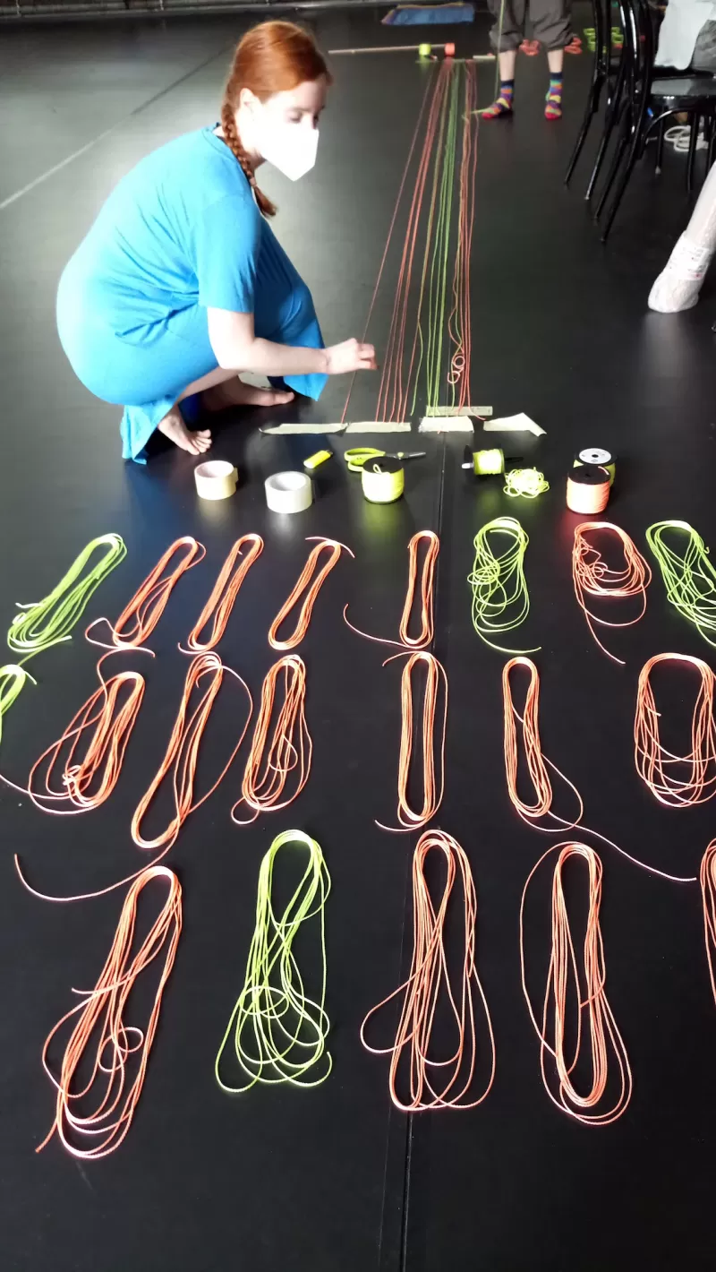 Outside eye and performer Kasia Wolinska helping out with stage construction, Tanzfabrik Berlin, 2021