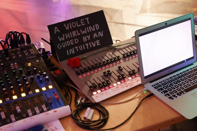 Nikola's tech desk, Tanzfabrik Berlin, June 2021 – photo by Anja Weber