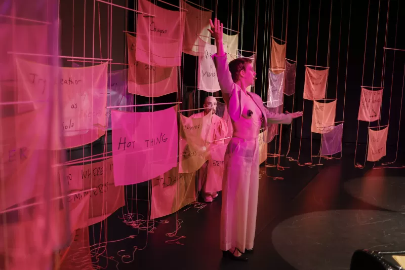 Britta performing the "Tada!" from the Chair Dance, Tanzfabrik Berlin, June 2021 – photo by Anja Weber